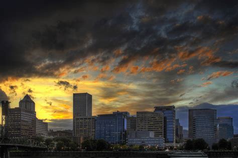 Sunset Over Portland Oregon Downtown Hdr Please Click He Flickr
