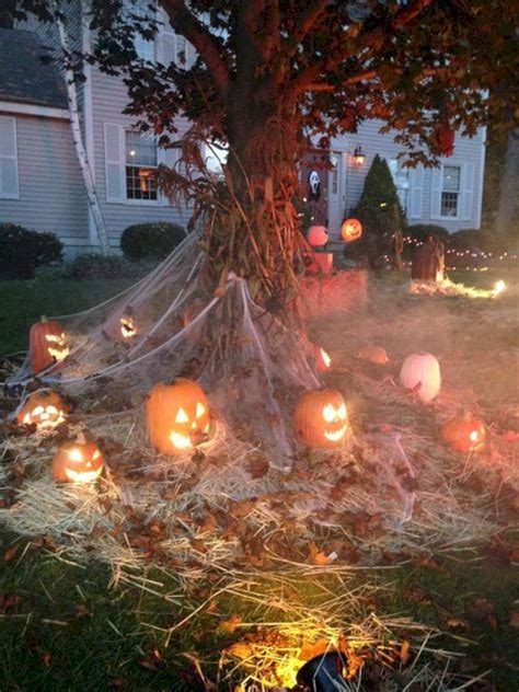 20 Cute Halloween Decorations For Outside Pimphomee