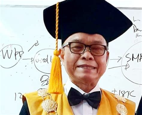 Guru besar bidang pendidikan teknik elektro. Guru Besar IPDN Ingatkan Pusat-Daerah Jangan Berseteru ...