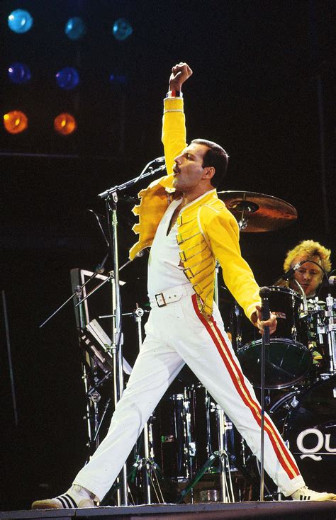 Freddie mercury (born farrokh bulsara; Por dentro da mente de Freddie Mercury | VEJA