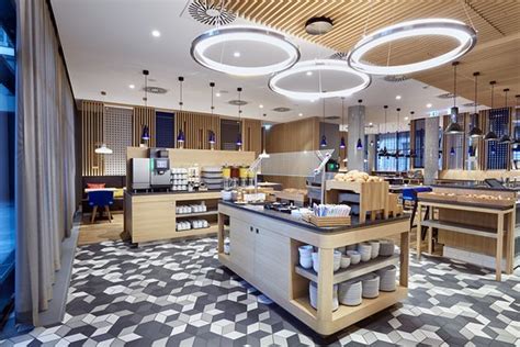 In our modern, stylish standard, deluxe or executive single and double rooms in the city east directly in the vicinity of alexanderplatz. HOLIDAY INN EXPRESS BERLIN - ALEXANDERPLATZ $76 ($̶1̶2̶6̶ ...