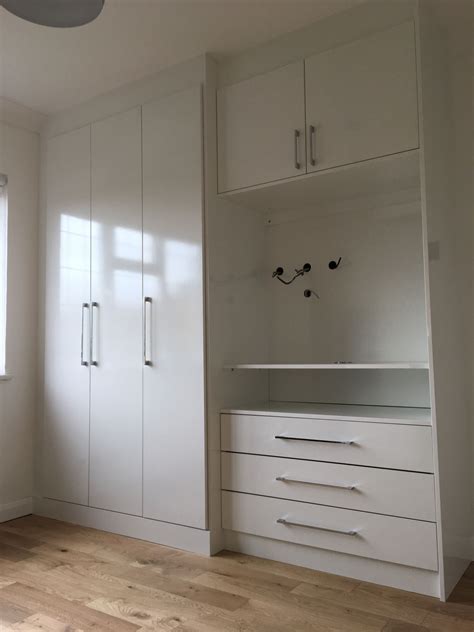 The Perfect Solution For Fitted Wardrobes In A Small Room In London