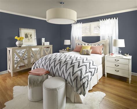 Warm wooden shades of wood, pretty floral wall paintings, and mood lighting all have their effect in creating beautiful bedrooms. Delorme Designs: ANOTHER FAVOURITE COLOUR- EVENING DOVE