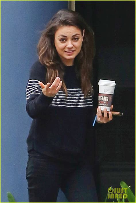 Mila Kunis Gets Asked Out By Bbc Reporter During Hilarious Interview Photo 2825561 Mila Kunis