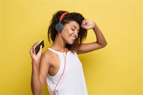 Escuchar musica descargar musica mp3, descargar musica mp3 y la mejor musica nueva desde tu celular totalmente gratis. MP3 DESCARGAR MÚSICA GRATIS: Rápido y Seguro