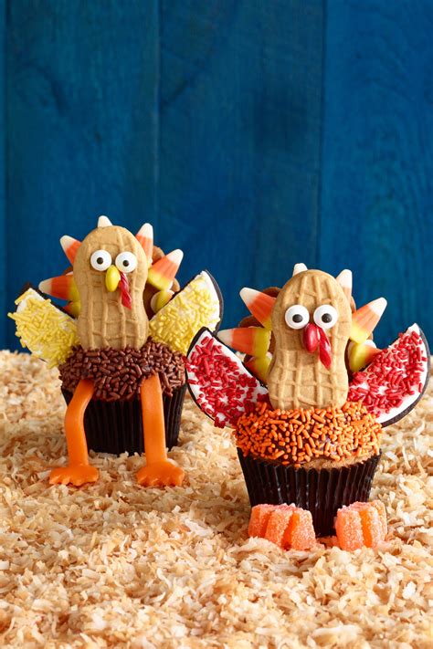 Easy Thanksgiving Desserts That Aren T Just Pie Turkey Cupcakes