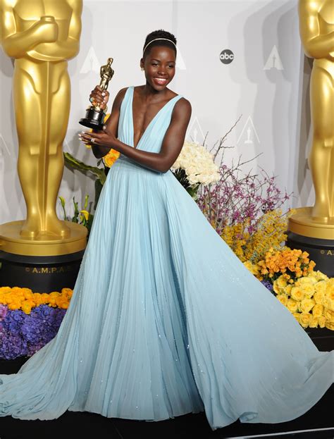 In Photos The Most Unforgettable Dresses In Oscars Red Carpet History