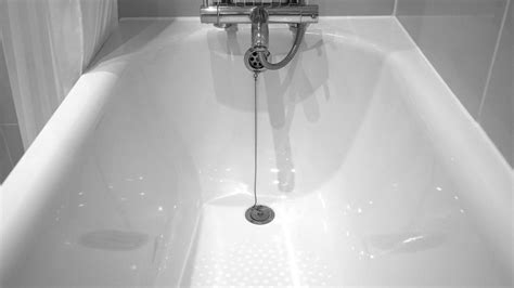 Imagine having enjoyed a relaxing bath, only to become frustrated and upset because the bathtub drain is clogged and is taking a long time to drain all the water. Ways To Clear Clogged Tub Drain Standing Water ...