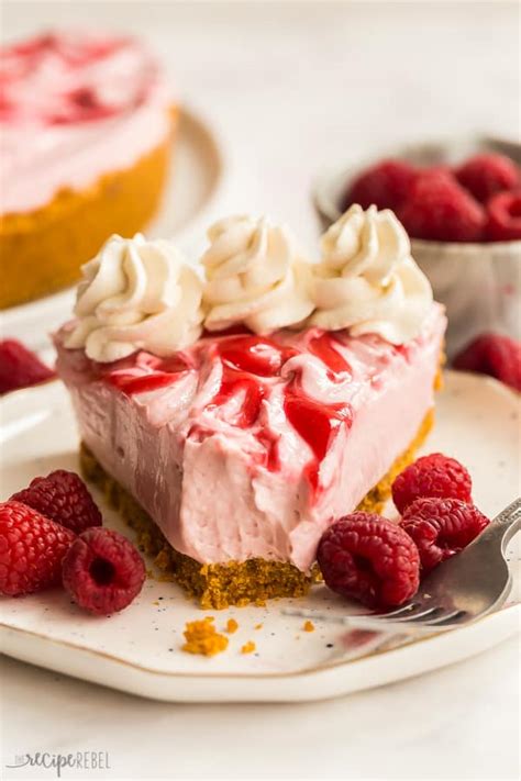 I was gifted a bark mold and rubber spatula sample to help create this recipe, but all ideas/opinions are my own. No Bake Raspberry Cheesecake {VIDEO} - The Recipe Rebel