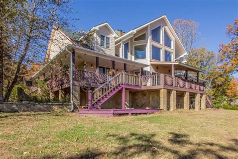A wide variety of cheap houses for sale options are available to you, such as project solution capability, design style, and material. 12 Big Houses For Sale Under $400K - Real Estate 101 ...