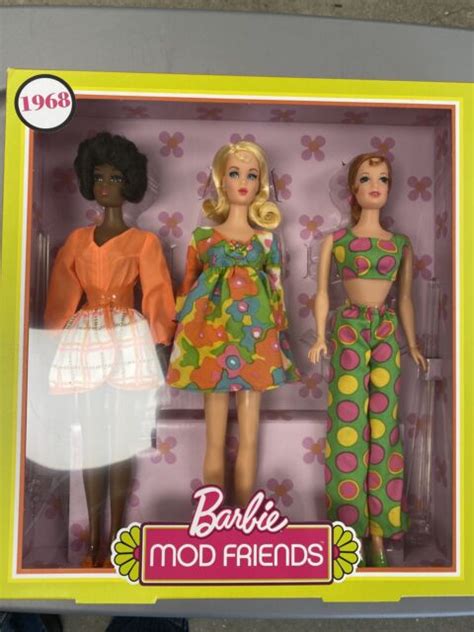 2018 Mod Friends Tset Barbie Christie Stacey Dolls 50th 1968 Frp00
