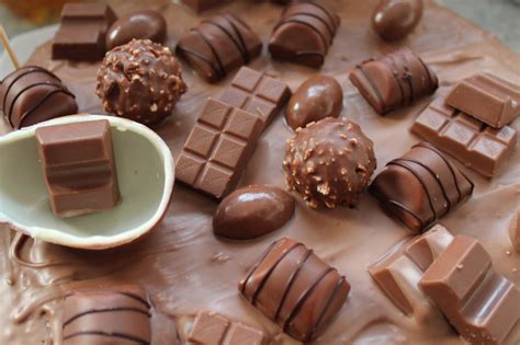 Wie „klitschig der kuchen ist , könnt. Kleines Freudenhaus: Ferrero Torte - unser neuer ...