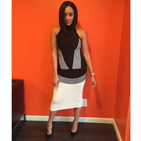 Picture Of Tia Mowry Hardrict