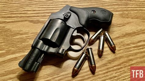 Concealed Carry Corner Benefits Of A Snub Nose Revolver The Firearm Blog