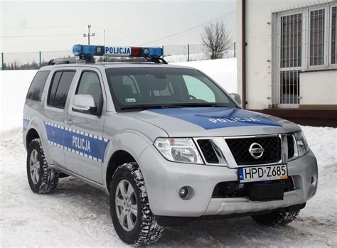 Nissan Pathfinder Za 200 Tys Dla Policjantów Z Nielisza Zamość Nasze