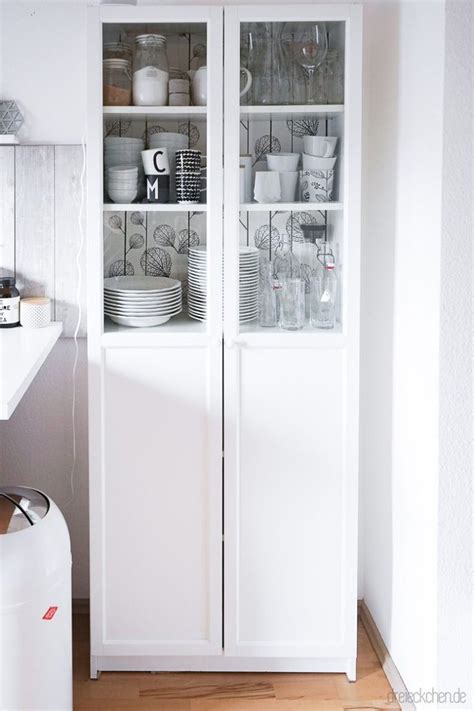 IKEA Hack: Vom Billy Regal zum Küchenschrank im Scandi-Stil | Blog
