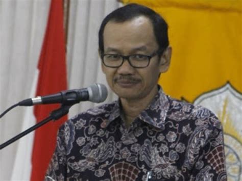 Review buku the king bedah kisi kisi sbmptn um mandiri soshum 2021 buku utbk untuk soshum. SNMPTN-SBMPTN 2021 Resmi Dibuka | Tagar