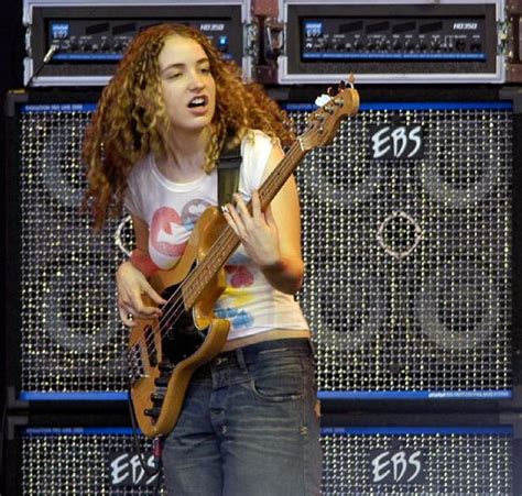 Tal Wilkenfeld Female Guitarist