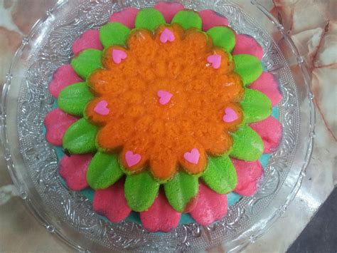 Buku resep favorit untuk usaha: DUHAI HATI: Kek Lapis Kukus 7up