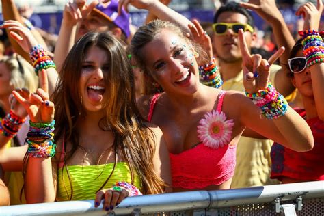 Hd Wallpaper Ultra Music Festival Umf Lineup By Stage Review Hd Wallpaper