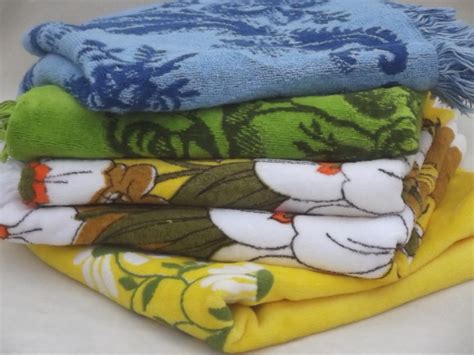 Settings bath towel sets metallic foil bath towels color pop towel set custom towel jewel tones green things to sell. Vintage bath towels lot, retro blue & green pattern colors ...