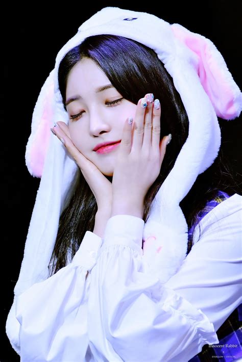 Sihyeon Everglow Cute Everglow Hot Sex Picture