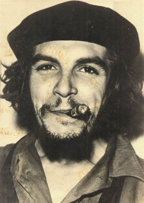 To many, he is a hero: 25 rarely seen Che Guevara photos - The CigarMonkeys