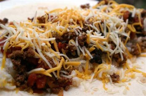 There are so many different ways you can make a good burrito filling. Beef & Refried Bean Burritos - MyFreezEasy