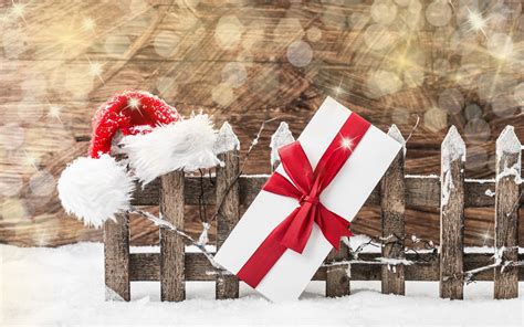 Free Download Big Present For Christmas Beautiful Winter Wallpaper