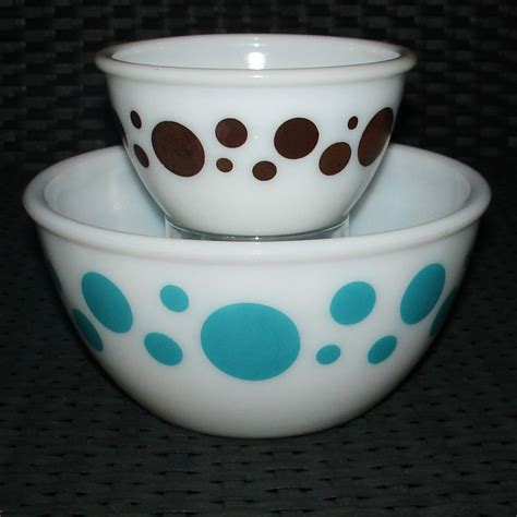 Vintage Hazel Atlas Turquoise Brown Dot Mixing Nesting Bowls Rolled