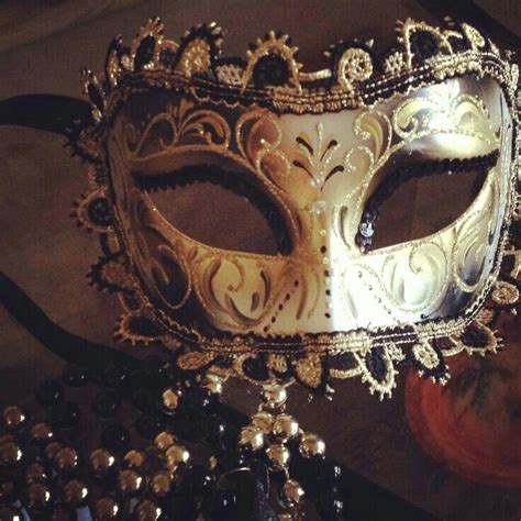 Pin By 𝕵𝖚𝖑𝖎𝖊𝖙 🌹 On Masquerade Ball Masque