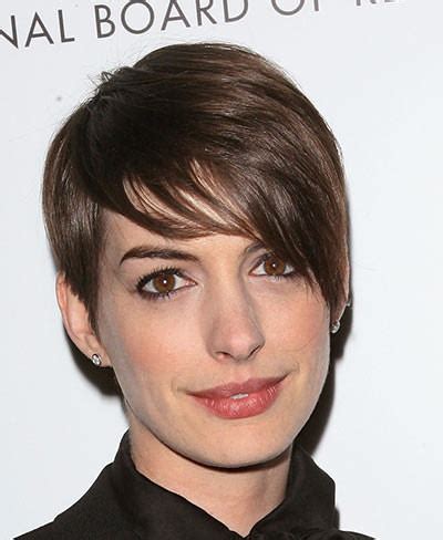 Hwo else is loving pixie haircuts as i do? Big Nose Short Hairstyles - HairStyle