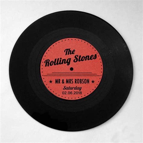 As últimas notícias, reportagens, entrevistas, artigos desportivos, no jornal record. Retro Vinyl Record Table Name