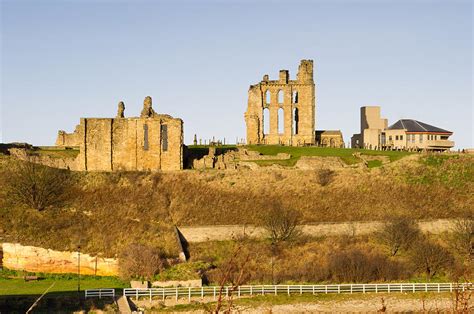 Tynemouth Priory And Castle Photograph By David Head