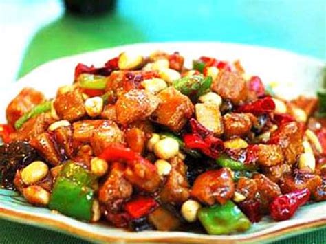 Top 10 Popular Chinese Dishes Among Foreigners
