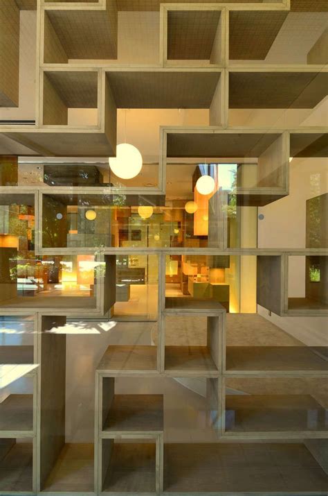 Cubic Labyrinth Interiors Gallery Design Modernist