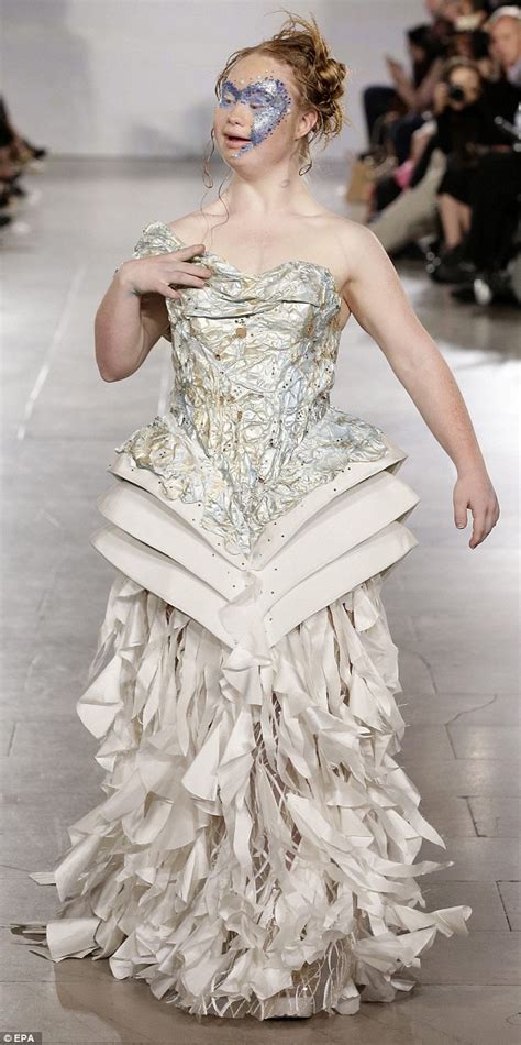 down syndome model madeline stuart walks the new york fashion week runway for ftl moda daily