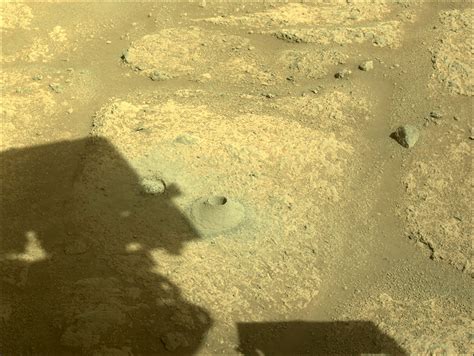 Nasa Mars Rover Begins Drilling Collecting Rocks Daily Sabah