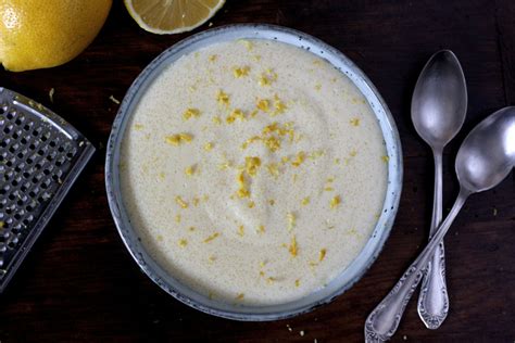 Mischung unter rühren nochmal aufkochen lassen, dann zugedeckt etwa 5 min. Käsekuchen-Griessbrei - Kuchen in der Schüssel | Rezept ...