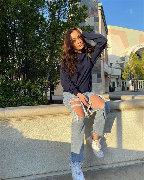 Hailey Orona Denim Jeans Colour Dress Instagram Pictures Ideas