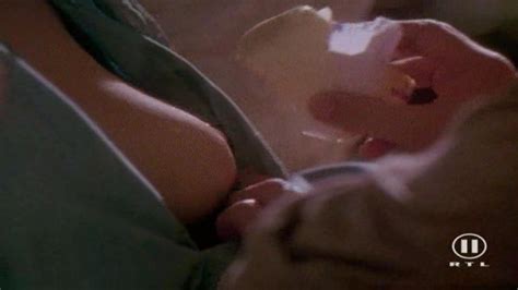 Naked Dana Delany In Exit To Eden