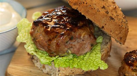 Spicy beef burger recipe is best option to try something slightly different this eid. Gluten Free Thai Beef Burger Recipe - How To Make Gluten ...