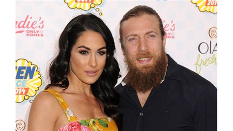Brie Bella Decides On Daughter S Name 8days