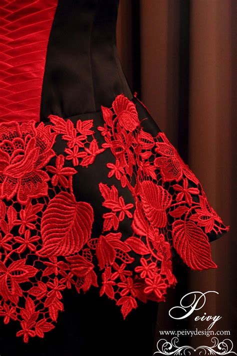 Nah sedangkan ini merupakan tema whatsapp black (hitam), jadi anda diharuskan mendownload yowhatsapp ataupun fouad whatsapp setelah itu. Peivy' for Your Special Moments: Pre-wedding Dress Part 1 ...
