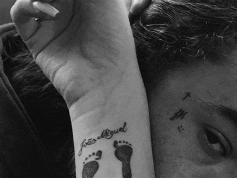 Tudo sobre tatuagem whindersson nunes. WHINDERSSON NUNES E MARIA LINA FAZEM TATUAGEM EM HOMENAGEM ...