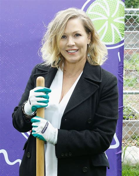 What Jennie Garth Eats To Stay Healthy Its Way Easier Than Counting