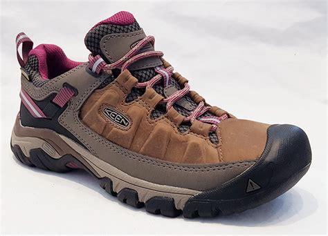 Keen Womens Targhee Iii Wp Low Rise Hiking Shoes Sports And Outdoor Shoes