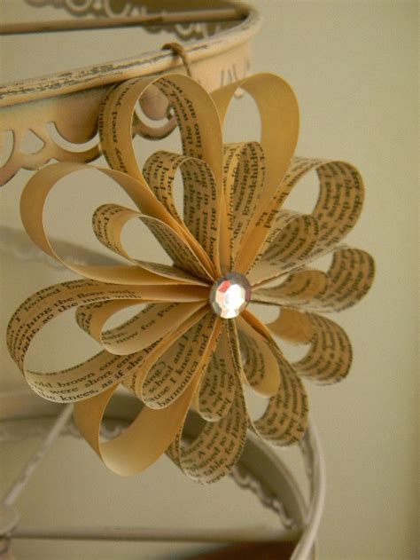 Choose from 160+ paper ornaments graphic resources and download in the form of png, eps, ai or psd. Attractive Ornaments From Paper - Bored Art