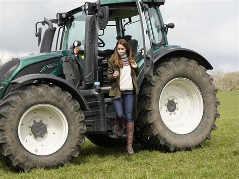 William And Kate Drive Gps Tractor At Hi Tech Farm Guernsey Press
