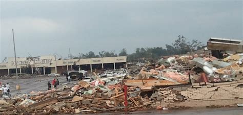 Our aim is to provide you with all the information you need to be an educated and informed storm shelter. Blake Lively: huntsville alabama tornado 1989